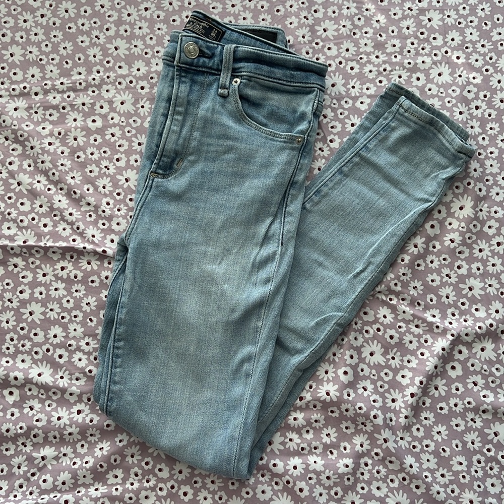 High rise super skinny jeans size 00/24 short